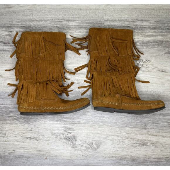 Minnetonka Brown Suede Moccasin Calf Boots 3 Layer Fringe 1632 Women’s Size 6 - Picture 1 of 7